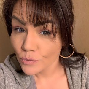 Meet your Posher, Mabel